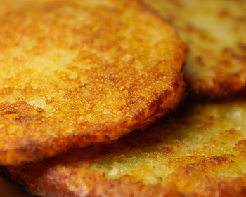 Jak usmażyć bezglutenowe placki ziemniaczane?