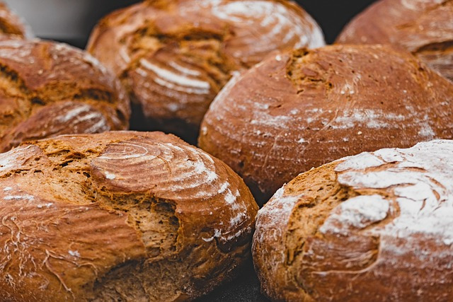 Czym różni się chleb bezglutenowy od zwykłego?